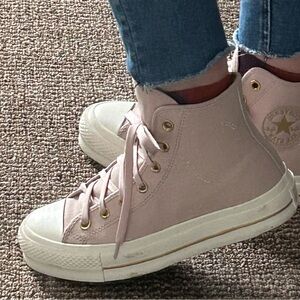 Converse Chuck Taylor All Star Lift Platform Summit Pink with gold High-Tops